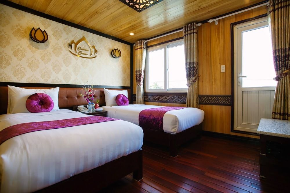 Cristina Diamond Cruise Hotel Ha Long Buitenkant foto